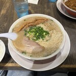 東京豚骨拉麺 ばんから - 角煮とんこつ1,350円