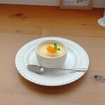 丘の上のカフェ Solario - デザート（プリン）