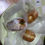 BLANKETDONUTS - 
