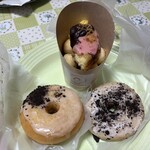 BLANKETDONUTS - 