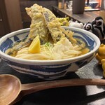 うどん 兎麦 - なす天おろし冷やかけ大　1,020円(税込)