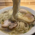 塩ラーメン あす流 - 麺リフト