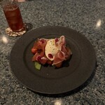 アンツ ミールズ アンド コーヒー バー - 