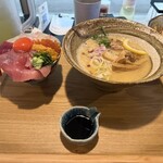 浮世離れのMEN DOROBO - 