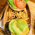 クア・アイナ - 厚切りチーズアボカドバーガーセット