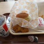 ケンタッキーフライドチキン - チーズフィレバーガーよくばりセット
