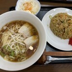 河本食事処