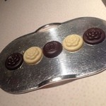 ベージュ アラン・デュカス 東京 - 