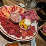焼肉 徳寿 - 料理写真: