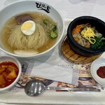 ぴょんぴょん舎 オンマーキッチン - 料理写真: