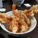 はちまき - ・「穴子海老天丼(¥1,800)」のアップ。