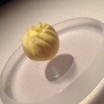 ベージュ アラン・デュカス 東京 - 