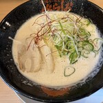 泡系しおとんこつラーメン べらしお - 