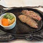 レストラン車留夢 - ガロニはココットに入ってます