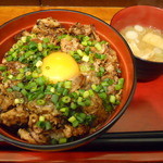 丼ぶり屋 幸丼 - 豚玉丼と健康みそ汁