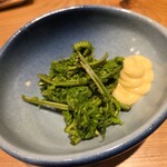 山里 - こごみマヨ