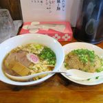 麺屋 菜々兵衛 - 鶏中華ラーメン＆チャーハン（750円+350円）