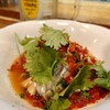 スタンドひがし - プラーヌンマナオ（白身魚のタイ風酒蒸し）
