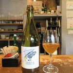 別府 酒スタンド 巡 - Description Bianco / Corva Gialla Lazio,Italy