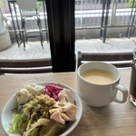 tables cook&LIVING HOUSE - 