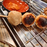 にしだ場 - つくね(120円)塩 塩、、、ふってる？