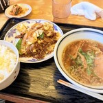 ラーメン・ぎょうざ あじへい - 