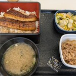 吉野家 - 料理写真:鰻重牛小鉢セット