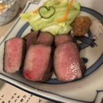 牛タンとクリスピー餃子 ひまわり - 