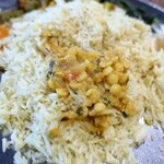 アジアレストラン グリーンポカラ - ダールをかける