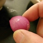 ジムジュム - このタイ直送のミニミニ玉ネギをふんだんに炒めたカレーです！