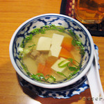 プロォーイ タイ料理 - スープ