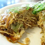 好味亭 - 2013年12月　肉玉そばの内部。