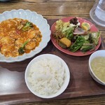 アジアンキッチン 餃子のハナハナ - 