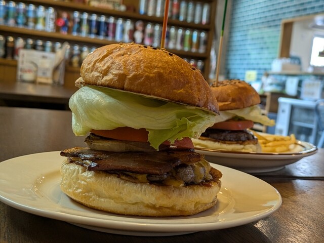 CHANgES Burger - 恩納村/ハンバーガー | 食べログ