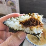 おにぎりの桃太郎 - おかかいっぱい