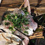 うめだ商店 - 鰺の刺身