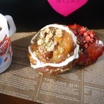 ミスタードーナツ - 料理写真:ブルックリン D&D（ディーアンドディー）
キャラメルナッツ D&Dとストロベリー D&D