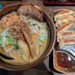 蔵出し味噌 麺場 千代商店 - 
