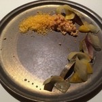 ライラ - 〆た鯖とミモレット他のチーズ