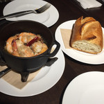 エムスポ - バケットと一緒に食べると美味しいアヒージョ