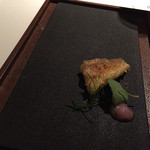 カイノヤ - GV甘鯛のクロッカンテ　　赤蕪とあさりのピュレ