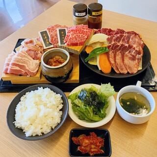 キラキラレストラン 焼肉黒真_0