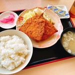 にんたまラーメン - アジフライ定食　940円