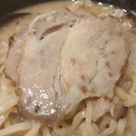 麺場 田所商店 - １枚の大きさはまあまああってよき！