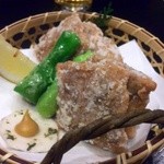 鯨料理 徳家 - 小学校で食べたやつは、もっと黒々してた記憶があります。。。