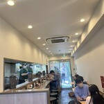日乃屋カレー - 店内綺麗　店員さん接客丁寧です