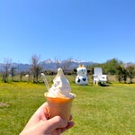 ヤツレン ソフトクリーム売店 - 