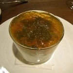 レストランユニック - 菊芋のムースとズワイガニ、コンソメジュレ添え