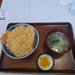 浜の家 - かつ丼•汁付