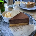 河岸段丘カフェ BRAE-BURN - 料理写真:ショコラチーズケーキ